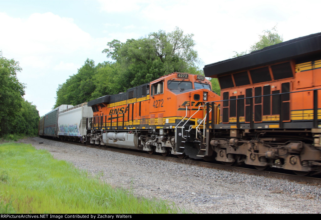 BNSF 4272